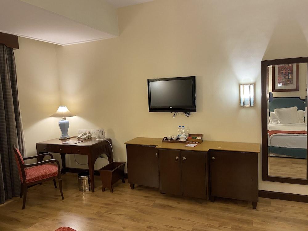Welcomhotel By Itc Hotels, Cathedral Road, Chennai Dış mekan fotoğraf